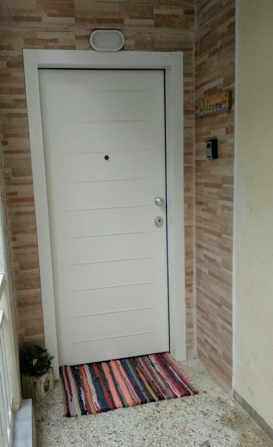 Apartment Next To The Sea Peraía 外观 照片